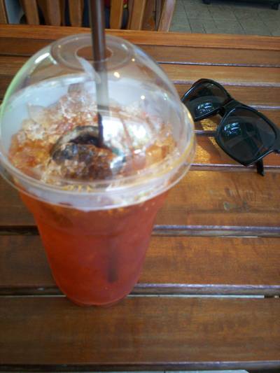 ชามะนาว ที่ ร้านอาหาร bliss bloom