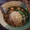 เล็กน้ำตกหมูค่ะ ที่ ร้านอาหาร ก๋วยเตี๋ยวเรือเปิ๊ดสะก๊าด