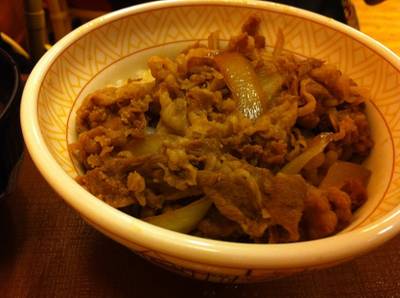 ข้าวหน้าเนื้อ ที่ ร้านอาหาร Sukiya (สุคิยะ) Asiatique