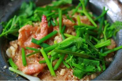 กุ้งอบวุ้นเส้น ที่ ร้านอาหาร ร้านพิกุลโภชนา(ขลุง)