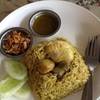 ข้าวหมกไก่ อร่อย น้ำจิ้มดูใสๆ แต่รสชาติเลิศ ที่ ร้านอาหาร ข้าวหมกไก่สยาม สนามบินน้ำ