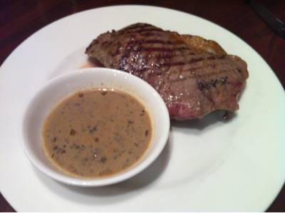 ร้านอาหาร Triple Two Restaurant & Bar ร้านอาหาร Triple Two Restaurant & Bar