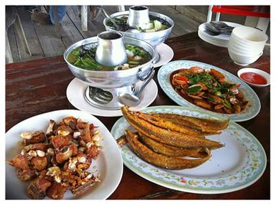 ยังไม่รู้รส..ต้องมาซํ้า..แต่ร้อนชิบ(☄ฺ◣д◢)☄ฺ ที่ ร้านอาหาร อาหารป่าครัวป้าเล็ก