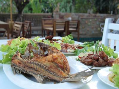 ร้านอาหาร ส้มตำไฮโซแซ่บ ร้านอาหาร ส้มตำไฮโซแซ่บ