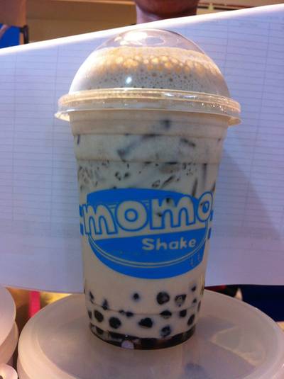 ชานมไข่มุกของแฟนครับ ที่ ร้านอาหาร Momo Shake