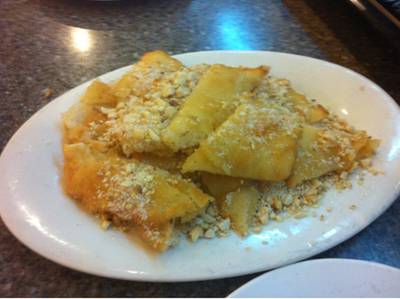 การอจี้ ที่ ร้านอาหาร เรือนหยก ราษฎร์บูรณะ