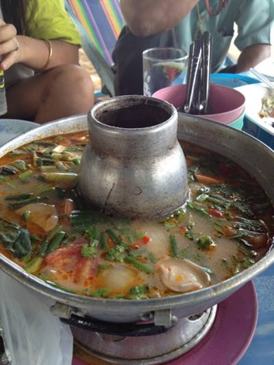 ร้านอาหาร ครัววังเดือนห้า