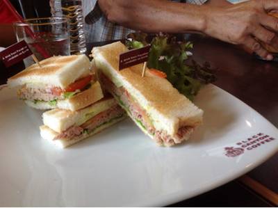 ร้านอาหาร Black Canyon