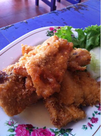 ร้านอาหาร โรจน์ ซีฟู้ด