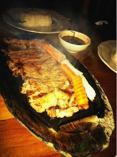 สันนอกกระทะร้อน สุดยอด
ที่ ร้านอาหาร แซบ ซอย 9 สันนอกกระทะร้อน สุดยอด
ที่ ร้านอาหาร แซบ ซอย 9