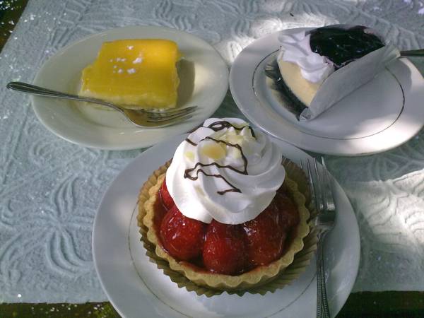 ร้านอาหาร Love at first bite