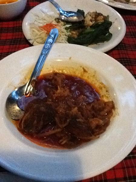 แกงฮังเลอร่อย ที่ ร้านอาหาร แกงร้อนบ้านสวน