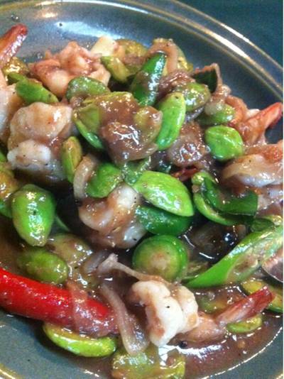 ร้านอาหาร เรือนไม้
