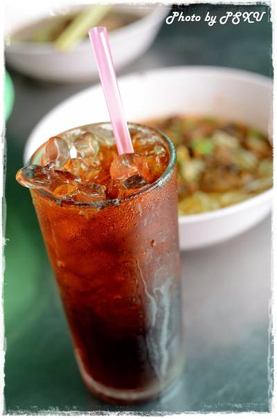ร้านอาหาร ปฐมโอชา ก๋วยเตี๋ยวเป็ดตุ๋น ถนนกาญจนาภิเษก