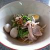 เล็กแห้งต้มยำสุโขทัย ที่ ร้านอาหาร สโรชา ก๋วยเตี๋ยวสุโขทัย