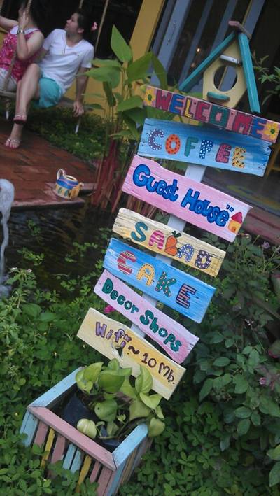 ร้านอาหาร Fly Me To The Moon (Chiangmai )