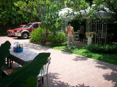 ที่นั่งในร้าน ที่ ร้านอาหาร ครัวในบ้าน ซอยระนอง2
