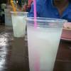 น้ำมะพร้าว ที่ ร้านอาหาร รวมเส้น