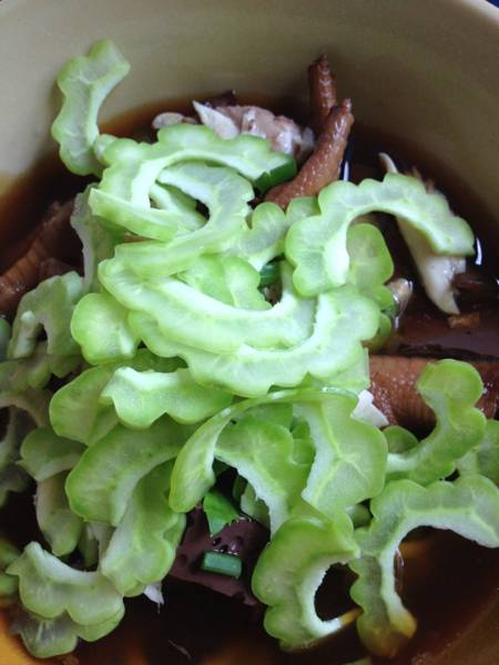 ร้านอาหาร ก๋วยเตี๋ยวไก่มะระบาวบี