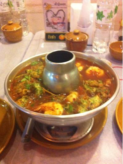 แกงส้มชะอม ที่ ร้านอาหาร เพื่อคุณ