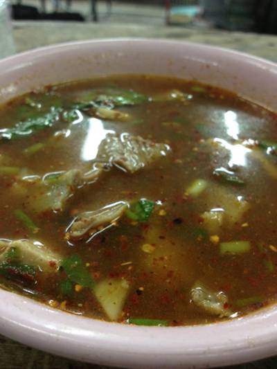 ร้านอาหาร ตำปากแตก