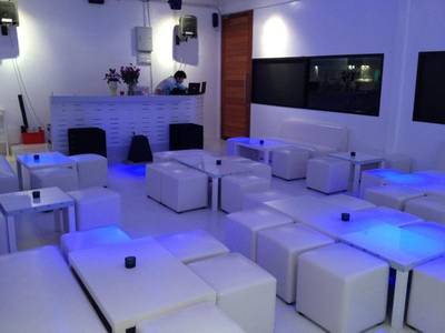 ร้านอาหาร Club 168