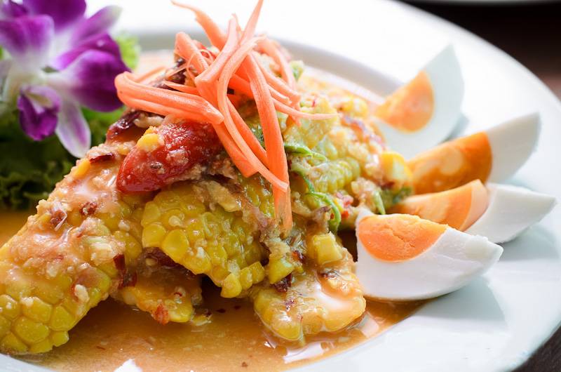 ร้านอาหาร แซบชัวร์