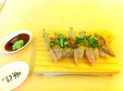 Sushi ทูน่าลนไฟ ที่ ร้านอาหาร Super Fresh