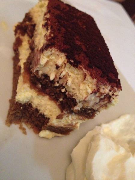 tiramisu ที่ ร้านอาหาร La Villa หัวหิน