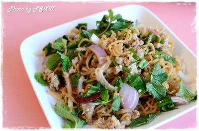 ตำยิ้ม ที่ ร้านอาหาร ตำยิ้ม ถนนบางขุนเทียน-ชายทะเล