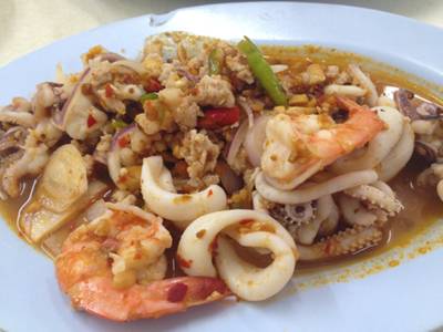 ร้านอาหาร ทะเลเผาบางอ้อ
