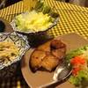 ปลาอินทรีย์ทอดน้าปลา กับมะม่วงยำอาหารรสชาดดี ที่ ร้านอาหาร สบันงา