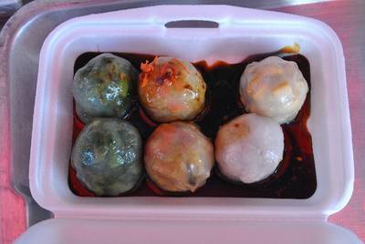 ชุ่มน้ำจิ้ม ที่ ร้านอาหาร กุ่ยฉ่าย เจ๊หมวย อยุธยา