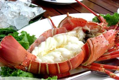 ร้านอาหาร Sea Breeze Seafood