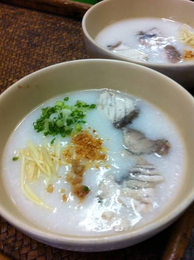 โจ๊ก. (มีบริการ. โจ๊กหมู,ปลา,กุ้ง และไข่เยี่ยวม้า) ที่ ร้านอาหาร ตังเกี๋ย แต่เตี้ยม โจ๊ก. (มีบริการ. โจ๊กหมู,ปลา,กุ้ง และไข่เยี่ยวม้า) ที่ ร้านอาหาร ตังเกี๋ย แต่เตี้ยม