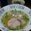 ชอบมากๆ บะหมี่เหลืองลูกชิ้นเอ็นหมู กับ หมูสับ ที่ ร้านอาหาร ก๋วยเตี๋ยวหน้าไปรษณีย์