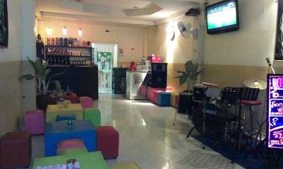 ร้านอาหาร สวนเส เฮฮา