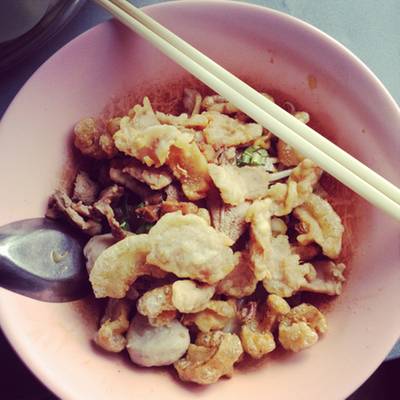 ร้านอาหาร ร้านก๋วยเตี๋ยวหมูน้ำตก (ป้อม)