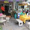 ที่นั่งในร้าน ที่ ร้านอาหาร ก๋วยเตี๋ยวเรือครูใหญ่
