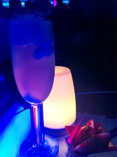 heaven on earth ที่ ร้านอาหาร w xyz bar Aloft Bangkok