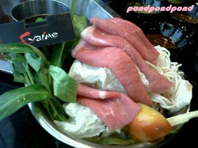 ชุดเนื้อ ที่ ร้านอาหาร Evaime Shabu Shabu Siam Discovery Center
