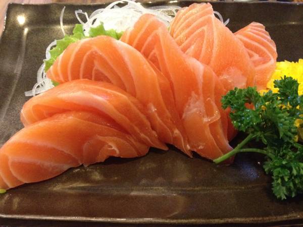 ร้านอาหาร Sakana Sushi & Sashimi