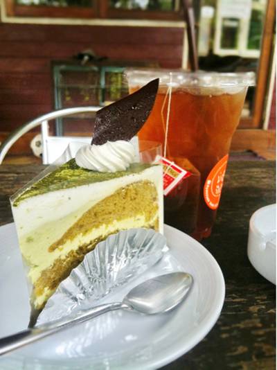 ร้านอาหาร ม่วนซื่นบ้านกาแฟ