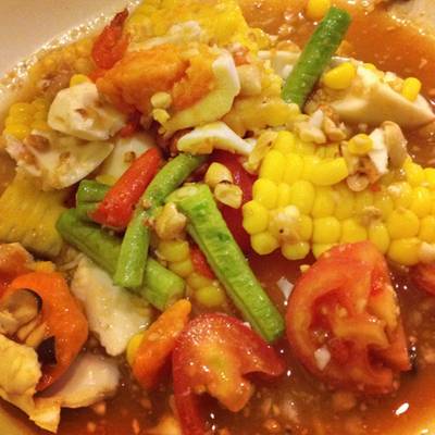 แซ่บสะเด็ด สาขาอโศก ที่ ร้านอาหาร แซ่บสะเด็ด อโศก