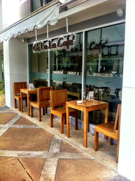 ร้านอาหาร Oh La La Cafe