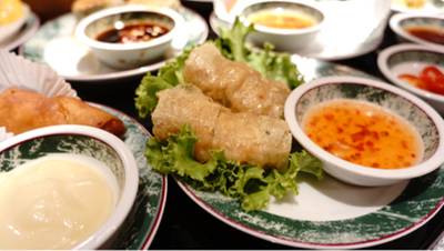 Dynasty @ Sofitel Centara Hotel ที่ ร้านอาหาร Dynasty Centara Grand @ Central Plaza Ladprao
