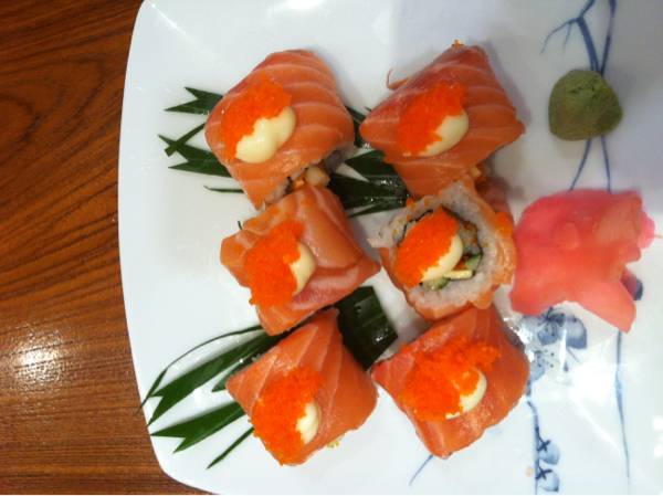 แซลมอล นอร์เวย์มากิ ที่ ร้านอาหาร Daisho Sushi HomePro พระราม 3
