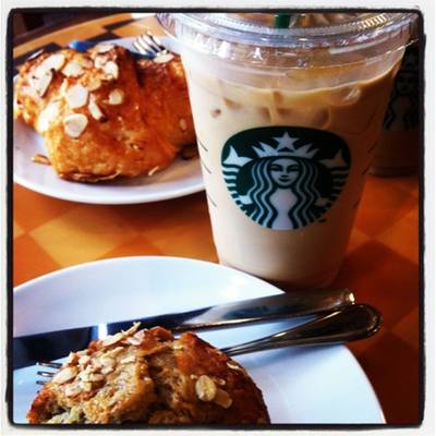 ร้านอาหาร Starbucks Avenue รัชโยธิน