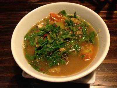 ร้านอาหาร ต๋อง อาหารพื้นเมือง