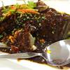 ปลาเก๋าดํานึ่งเต้าซี่ ที่ ร้านอาหาร Famous Singapore Seafood Restaurant